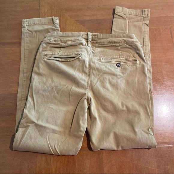 American Eagle Men’s skinny khaki pants - Picture 2 of 3